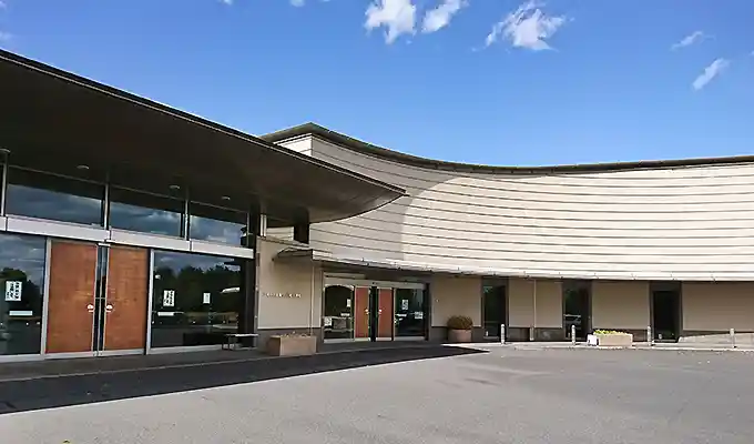 上尾伊奈斎場つつじ苑